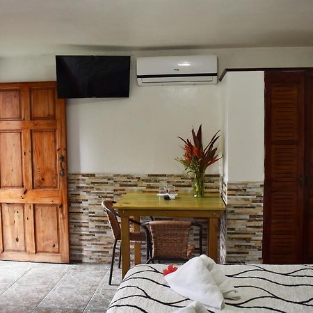 Hotel Quepos Paraiso Zewnętrze zdjęcie